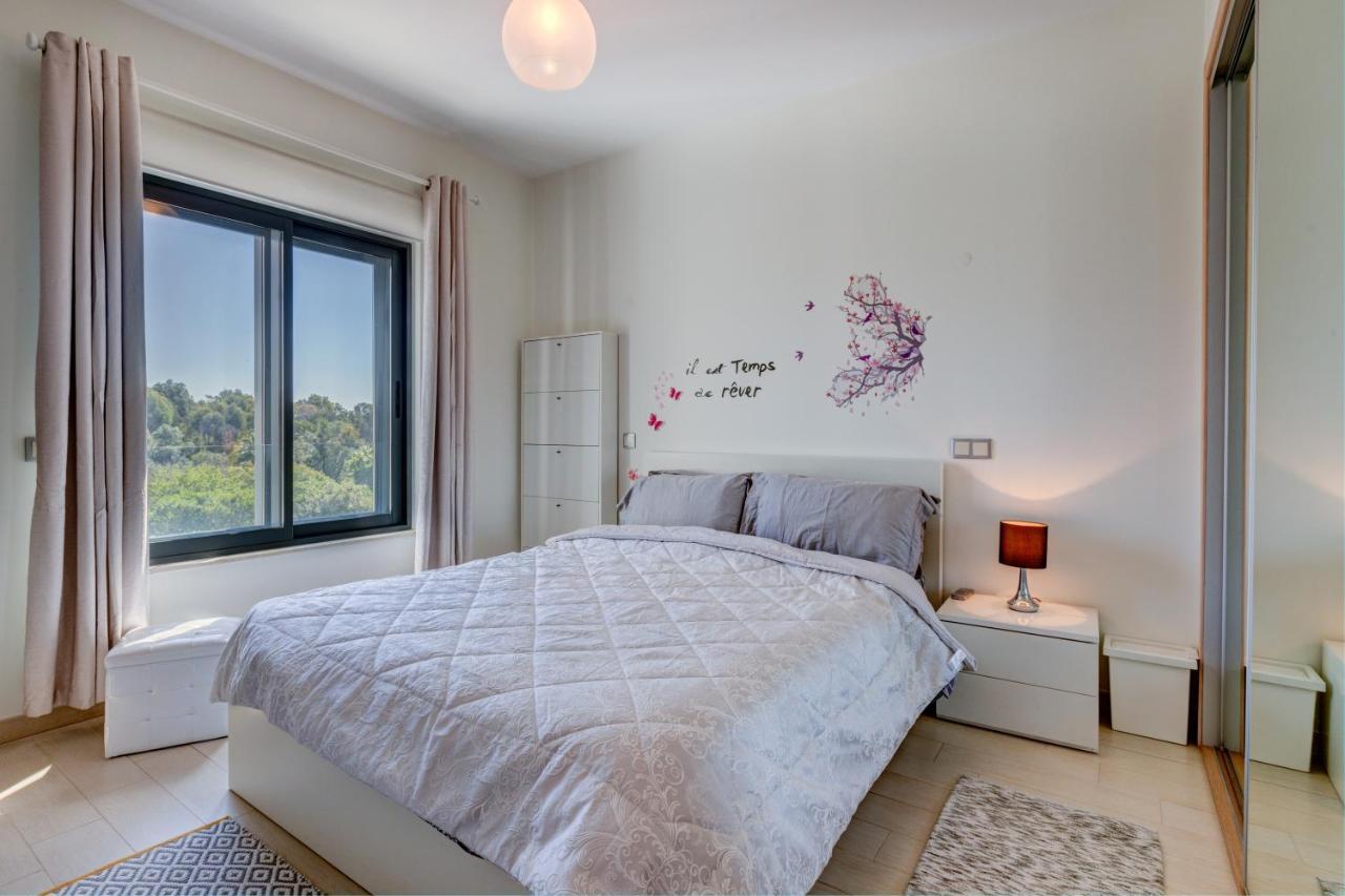 One Bedroom Apartment In Albur Village 2J アルヴォル エクステリア 写真